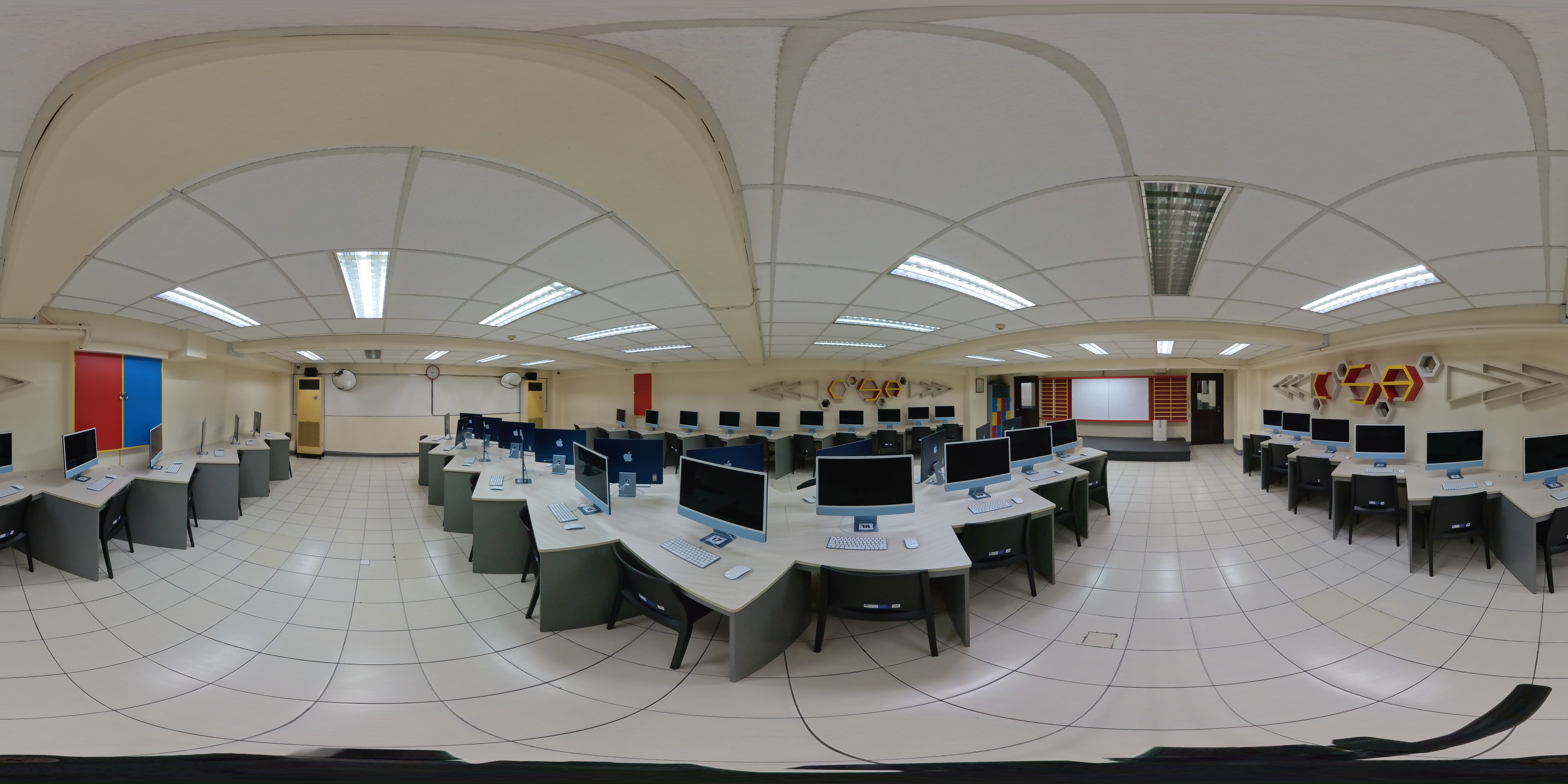 High School Mac Lab thumbnail
